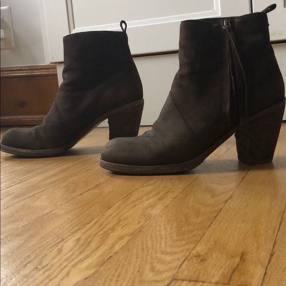 Boots - Picture 1 of 2
